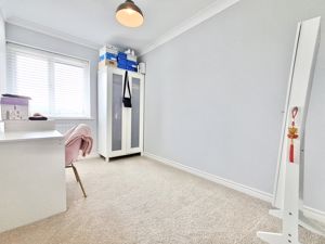 Photo 19- click for photo gallery